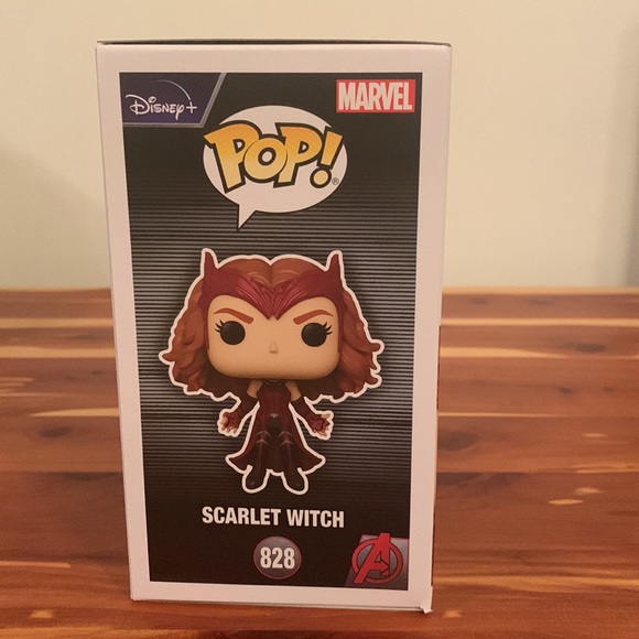 Funko Scarlet Witch (Levitating) - Picture 2 of 7